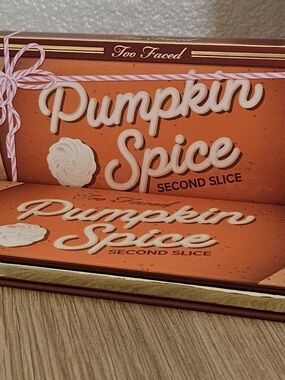 Too Faced Pumpkin Spice Second Slice Eyeshadow Palette